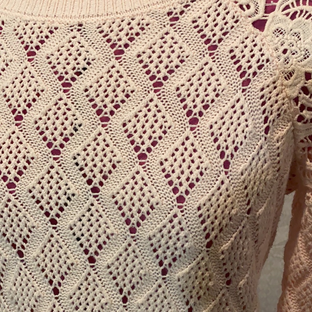 Pink Lace Sweater - Picture 4 of 6